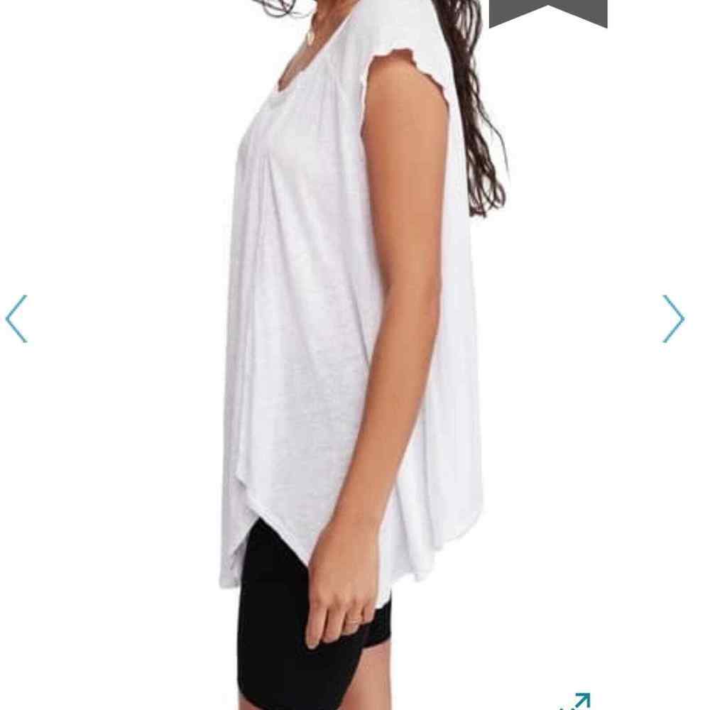 Free People Free Flowing Boho White Casual Blouse Tee Size XS Cap Sleeves - Picture 3 of 6